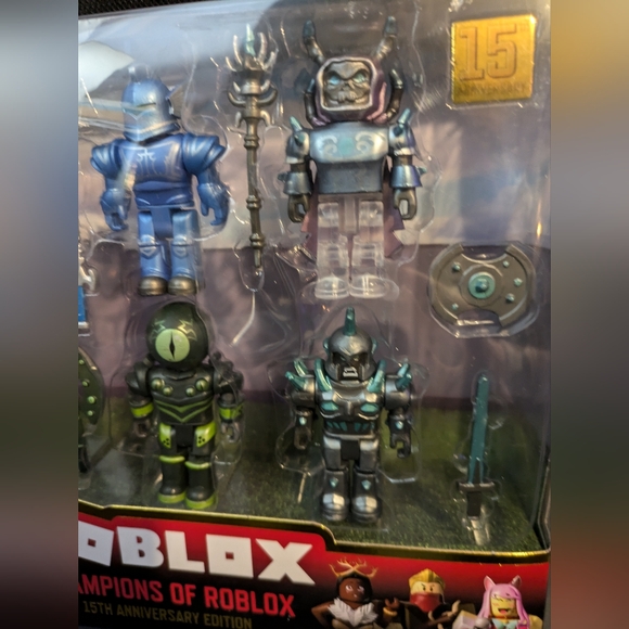 ROBLOX Champions of Roblox 15th Anniversary Edition figurines. New. Unopened Box - Picture 5 of 5